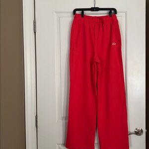Alo accolade straight leg sweatpants